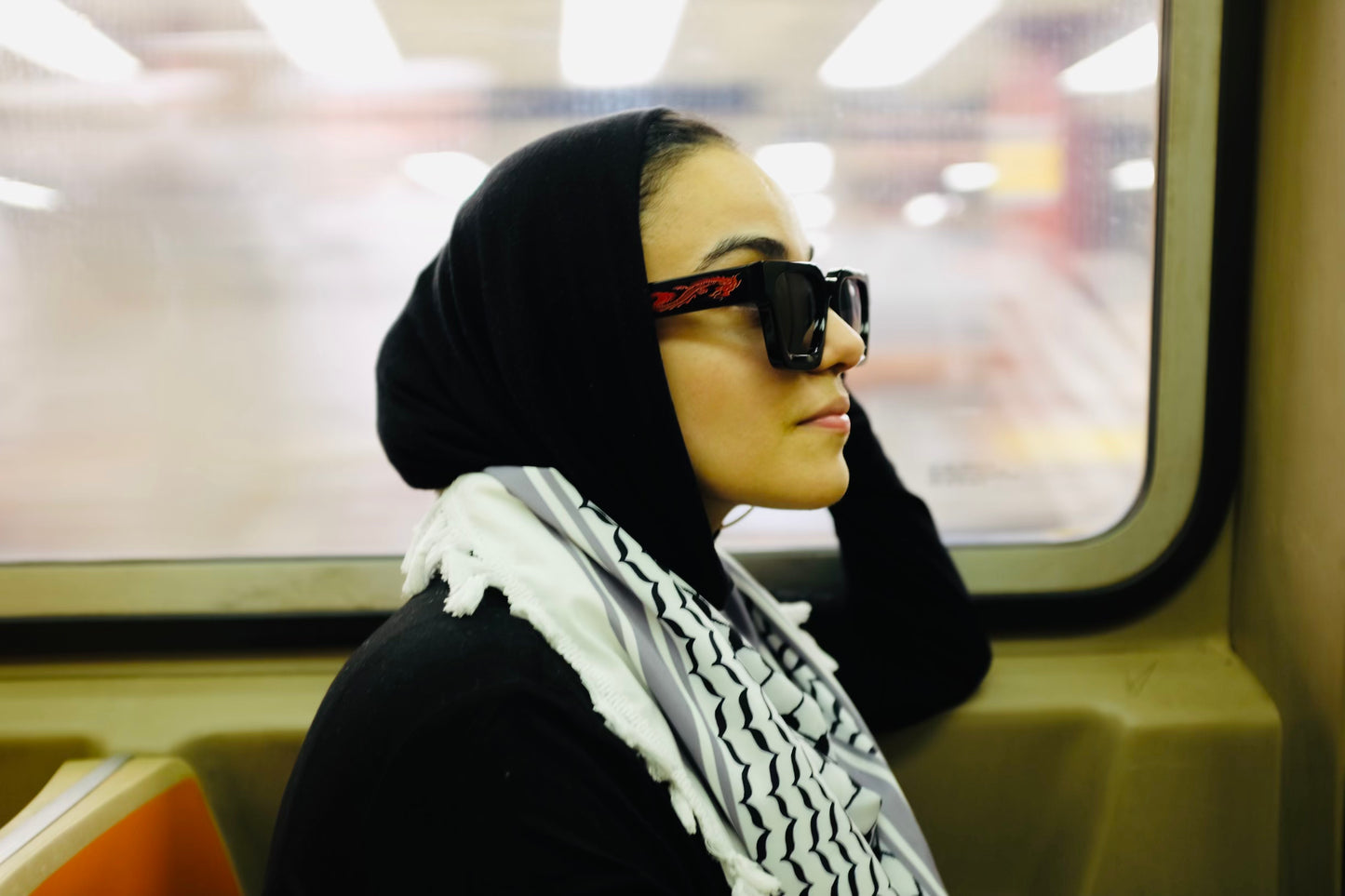 HCF Eyewear /نظارات / 眼镜 (Red Dragons) Black/Red